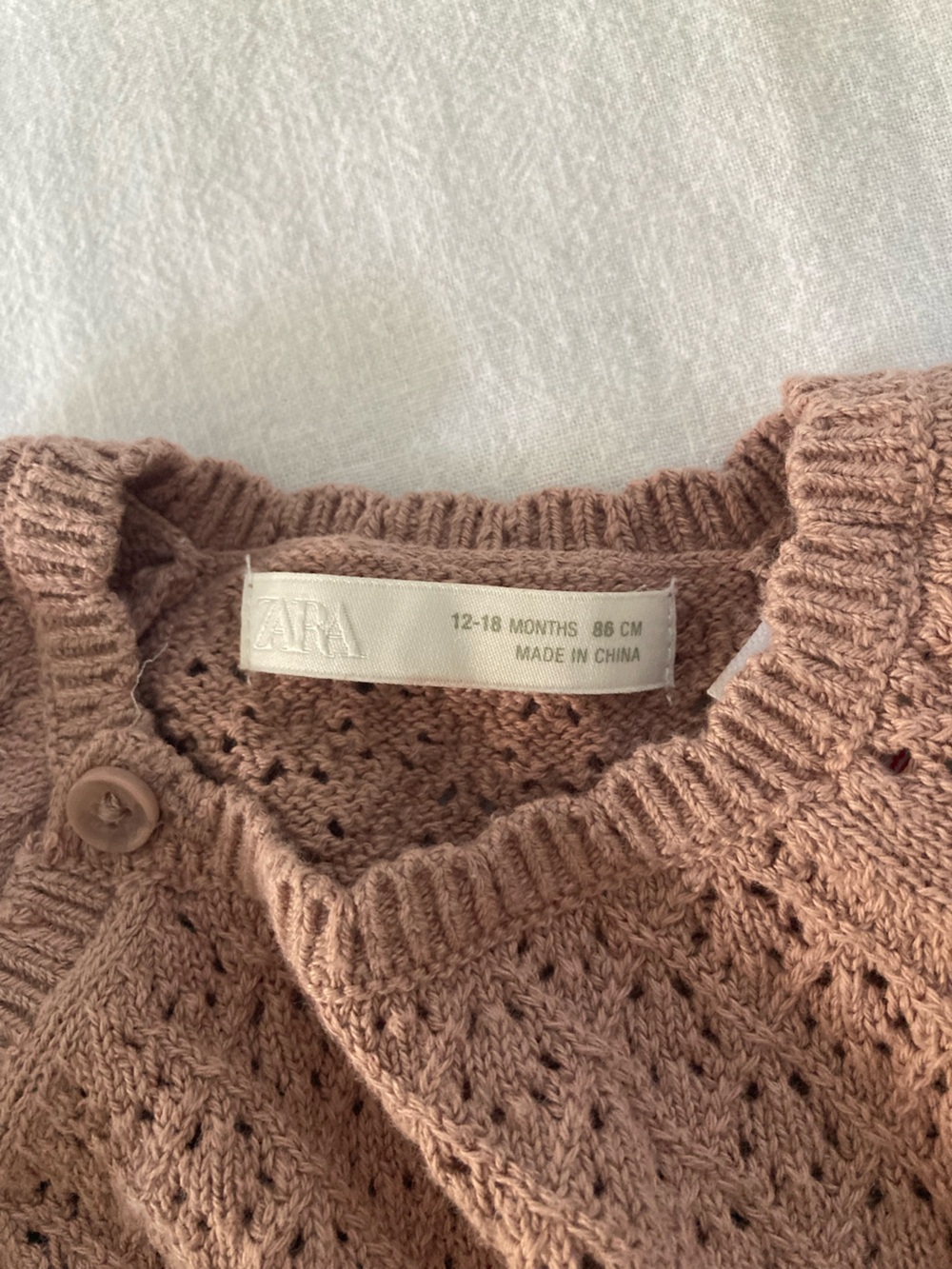 Zara infant girls knit one piece with matching bonnet. Size 12-18 months - Picture 4 of 5